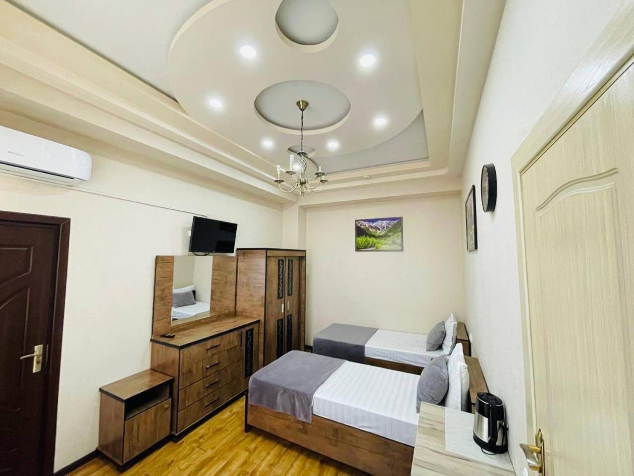 Alisher Hotel By Shosh Tashkent Bagian luar foto